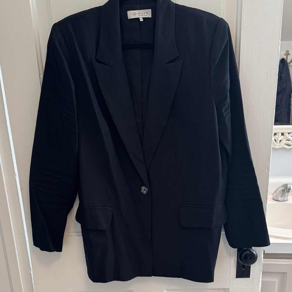Wayf // Black Oversized Boyfriend Blazer